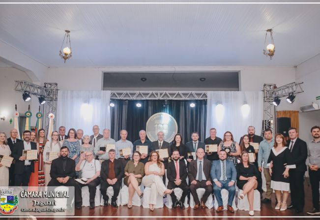 SESSÃO SOLENE COMENDA MÉRITO CENTENÁRIO